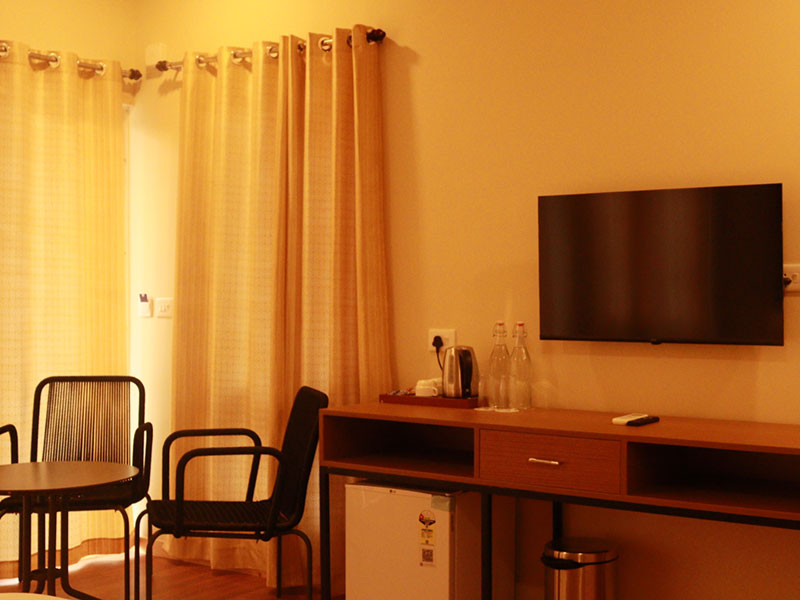 Fern room - Narwar Lakefront