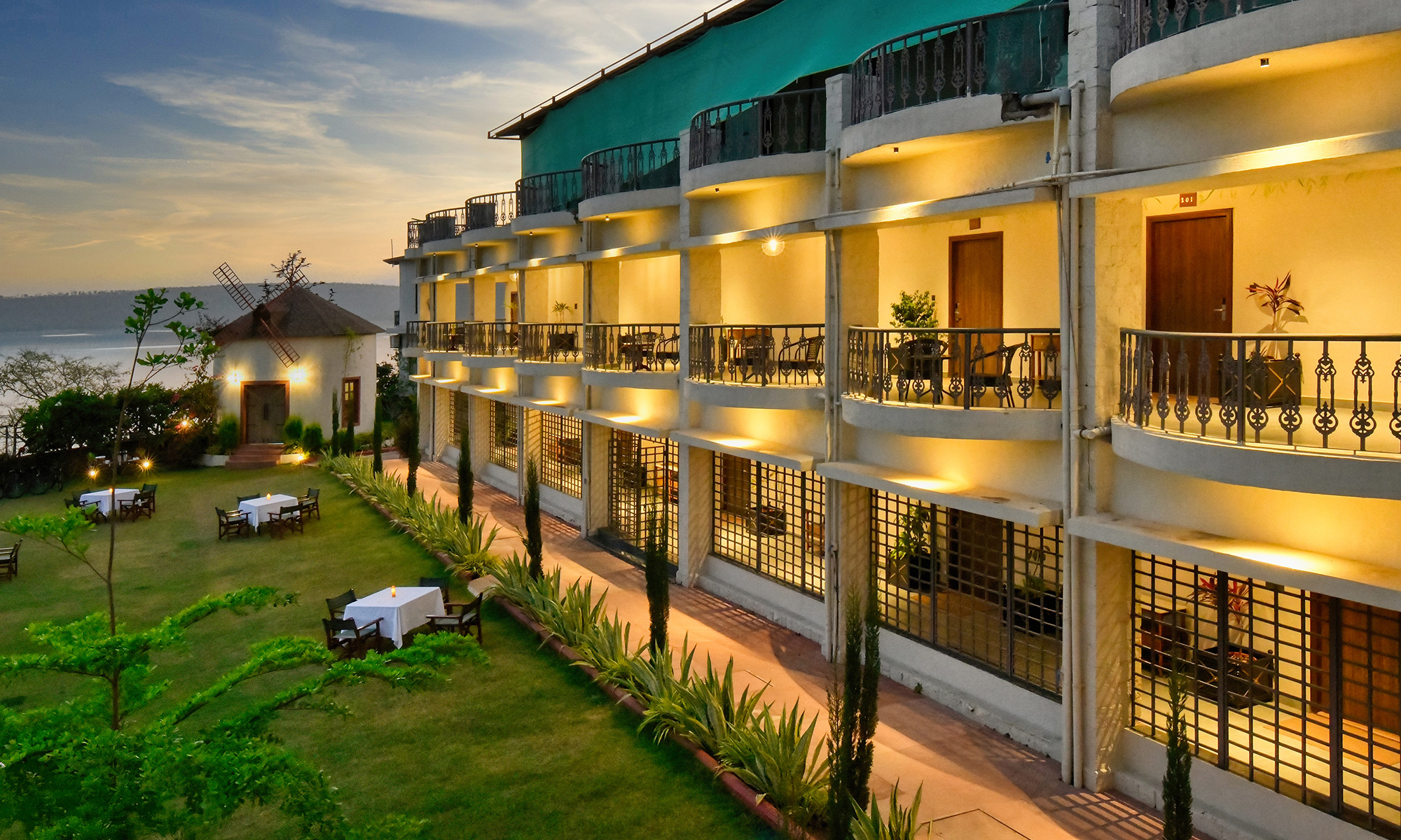 Narwar Lakefront Resort Shivpuri